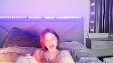 AngelLight - Porn Video [Bongacams]: delicate features, energetic personality, exquisite belle