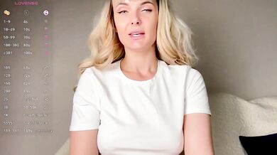 PaulaKiss - Porn Video [Bongacams]: ecstatic pleasure, seductive shivers, enchanting porn slut