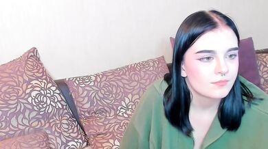 Raven-Radiant - Porn Video [Bongacams]: raw and real session, live cam, sensuous surrender