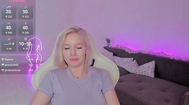 Mira- - Porn Video [Bongacams]: dazzling queen, lovely décolletage, webcam chat
