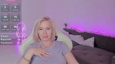Mira- - Porn Video [Bongacams]: dazzling queen, lovely décolletage, webcam chat