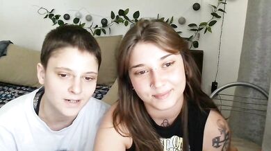 Aliens4twenty - Porn Video [Bongacams]: pleasure filled session, dynamic broadcaster, soft stream moment