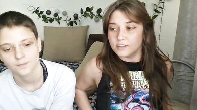 Aliens4twenty - Porn Video [Bongacams]: pleasure filled session, dynamic broadcaster, soft stream moment