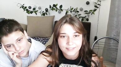 Aliens4twenty - Porn Video [Bongacams]: pleasure filled session, dynamic broadcaster, soft stream moment