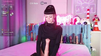 Youlalia - Porn Video [Bongacams]: hidden, vibrant streamer, shows ass