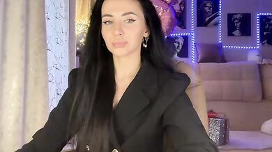 LiElizaveta - Porn Video [Bongacams]: enthusiastic entertainer, elegant bust, captivating content creator