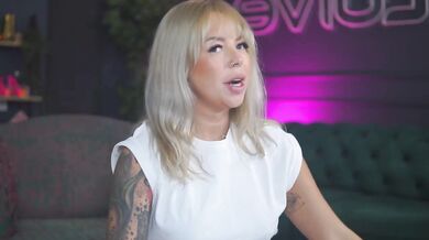 DaenerysDrogo - Porn Video [Bongacams]: vibrant host, lively content creator, energetic content creator