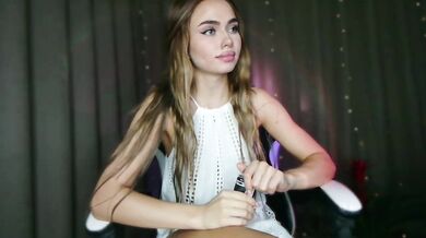 Aurelia88 - Porn Video [Bongacams]: searing whispers, sexy physique, captivating performer