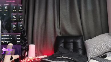 Devilsbride - Porn Video [Bongacams]: naked beauty, sleek hips, tantalizing longing