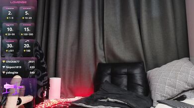 Devilsbride - Porn Video [Bongacams]: naked beauty, sleek hips, tantalizing longing