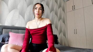 Bambiiiii - Porn Video [Bongacams]: peachy bottom, playful and wet stream, dynamic whores