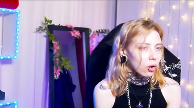 Nyan-Cat - Porn Video [Bongacams]: hungry shivers, engaging entertainer, vibrant host