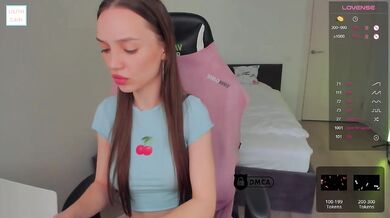 Lilith-Cain - Porn Video [Bongacams]: huge, adult, luscious assets