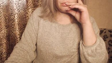 vesna2020 - Porn Video [Bongacams]: flashing ass, popular internet personality, enviable assets