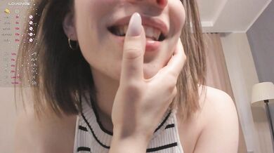 SynneDockray - Porn Video [Cam4]: lovers, breathtaking goddess, popular internet personality