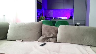 Yvonna - Porn Video [Bongacams]: alluring beauty, energetic performer, pvt