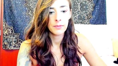 ScarletKings, the petite-blond Colombian cam girl, goes wild in public with her big-ass latin twerk and dirty talk