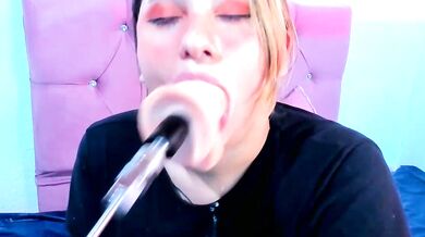 Watch Mila_nixon02's Spanish-trimmed-ass-speaks-trimmed-latin-doggy-style