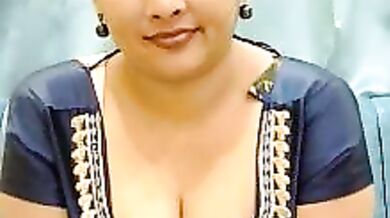 Tripti2's tight Indian ass gets exposed in a hot cam show