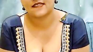 Tripti2's tight Indian ass gets exposed in a hot cam show