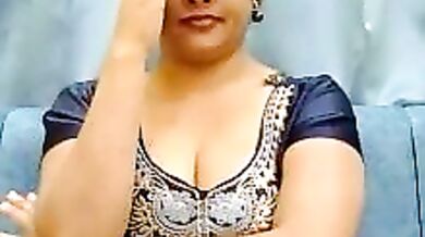 Tripti2's tight Indian ass gets exposed in a hot cam show