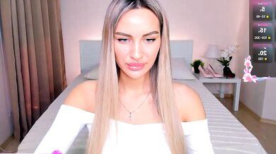 Leilalav gets kinky with dildos & vibrators in public!