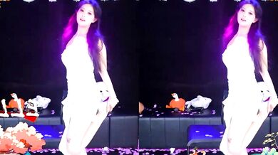 Petite young XMH100 twerks and spanks dirty-talk while getting her big tits slapped