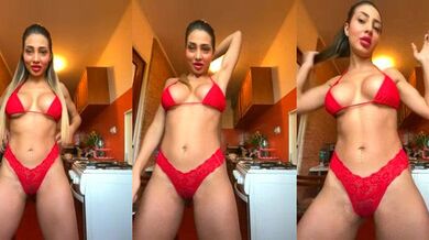 Bony Bon29 goes wild with dildo & vibrator in hot cam2cam sex-toy action