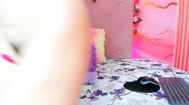 Sophie__fox_ gets her tight ass drilled in the most cheapest way possible with her petite Latina body