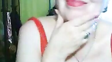 VeronicaGold51, the white, topless Ukrainian, shaven-haired, cheap-mature, cheapest-privates, mature porn