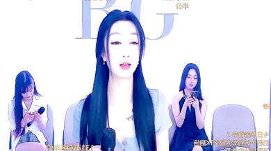 Watch GirlsHangout's steamy cam show with her big-clit and hairy-armpits getting wild with dildos & vibr