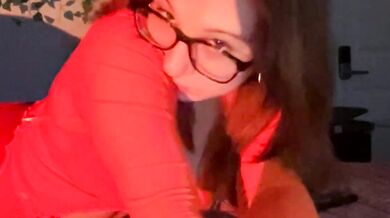 Sweetandwet_daddy's upskirt dance and shower play - the ultimate athletic erotic-dance experience!