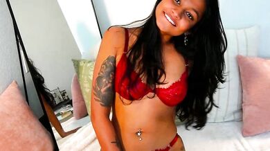 Xzaramx gets worshiped by a chubby girl on Chaturbate Video Live