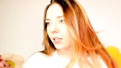 Thisisamelia is a voyeur who loves to tease and tease with her panties on!