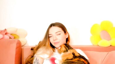 Thisisamelia is a voyeur who loves to tease and tease with her panties on!