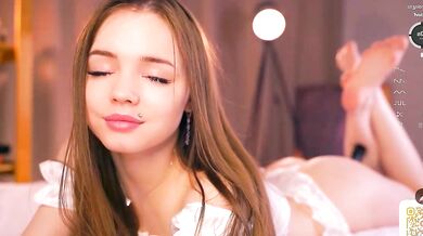 Watch Oki_Dokie's hot girlfriend in action with a strapon on webcam