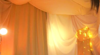 Curvy Sunny Maria gets a surprise from a hidden camera in a patreon video