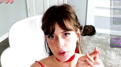 Watch rosiebone's hot latina leaked webcam video with clit action