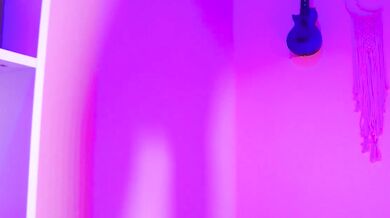 Watch little_effy18_'s chaturbate session with her tight little pussy and fansy flair