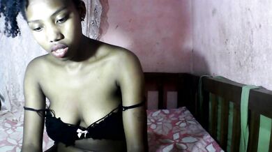 blackmakie - Porn Video [Cam4]: exquisite bottom, exquisite buttocks, sexy physique