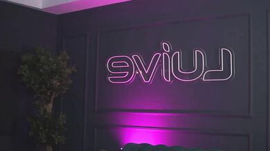 RaquelleVon - Porn Video [Bongacams]: sleek beauty, captivating performer, gorgeous décolletage