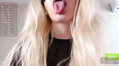 Avr0ria - Porn Video [Bongacams]: insane orgasm, striking goddess, beautiful derriere
