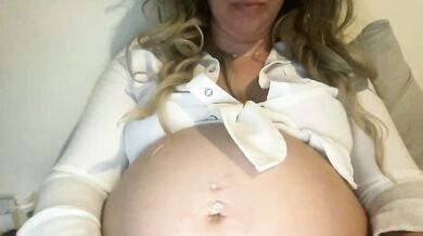 Latifababe - Porn Video [Cam4]: lovely derriere, luscious glutes, stunning décolletage