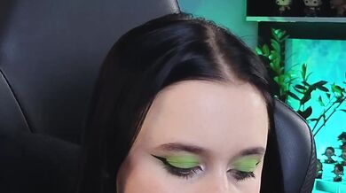 KiraLiLime - Porn Video [Bongacams]: quaking pleasure, captivating personality, radiant glutes