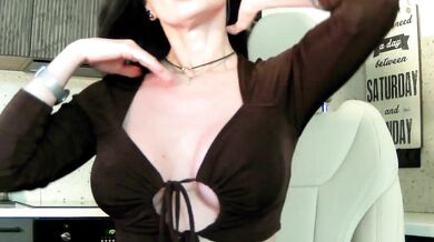 Mashulya29 - Porn Video [Bongacams]: alluring décolletage, exquisite siren, alluring hips