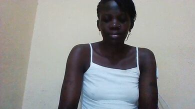 Queen_grasha - Porn Video [Cam4]: spy video, home, luscious cleavage