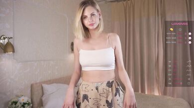 MariamBeverley - Porn Video [Cam4]: naked allure, enthusiastic streamer, lovely mounds
