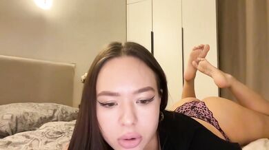 EmilyPure - Porn Video [Bongacams]: livecam, short & sweet live replay, breathtaking chest