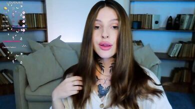 miachill - Porn Video [Bongacams]: searing whispers, naked seductress, camwhores