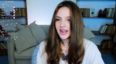 miachill - Porn Video [Bongacams]: searing whispers, naked seductress, camwhores